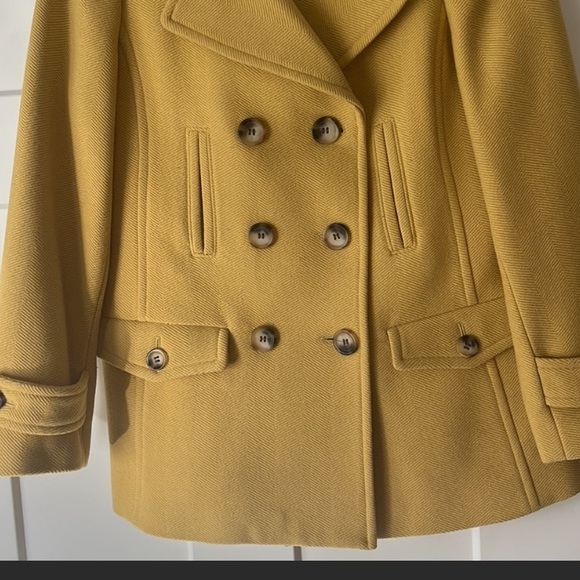 Talbots SZ 10P 80% wool double breasted winter coat. Preowned, great condition. - Picture 2 of 6